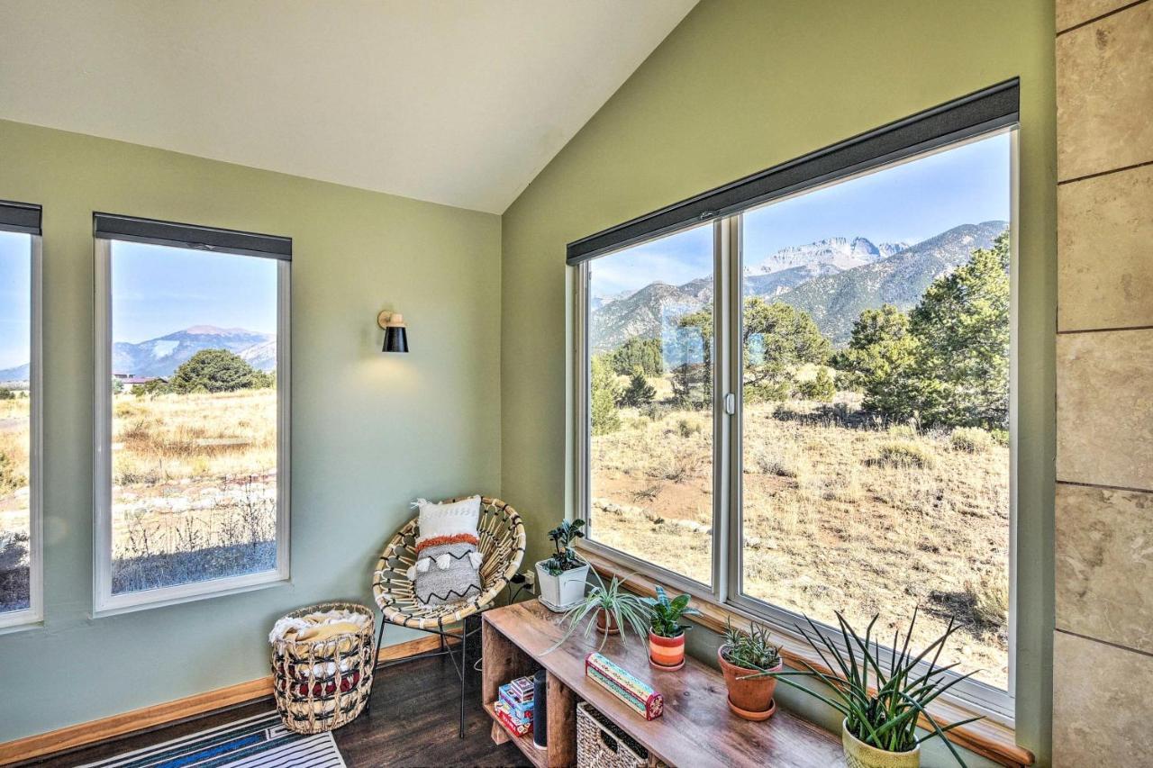 Cozy Remote Retreat • Mountain Views • Stargazing Villa Crestone Exteriör bild